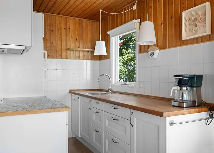 Rajna - 30m From The Sea By Interhome